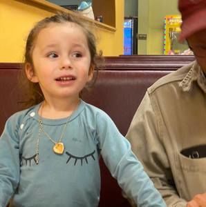 Meet your Posher, Sherry